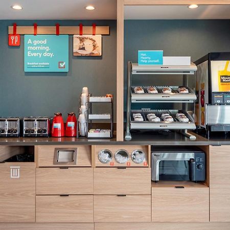 Avid Hotels Milwaukee West - Waukesha By Ihg Pewaukee Luaran gambar