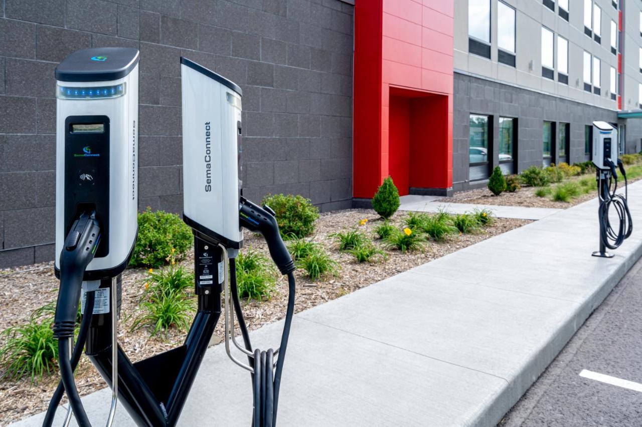 Avid Hotels Milwaukee West - Waukesha By Ihg Pewaukee Luaran gambar