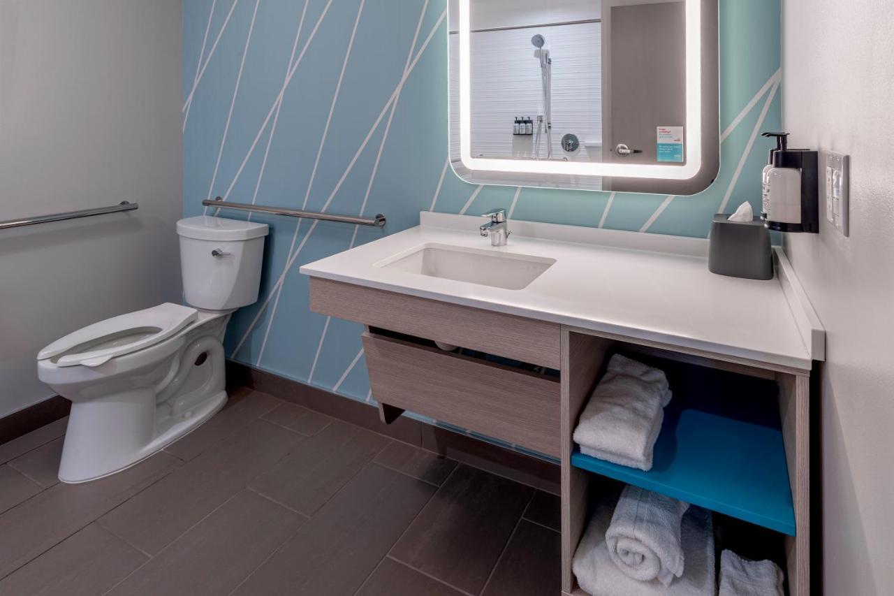 Avid Hotels Milwaukee West - Waukesha By Ihg Pewaukee Luaran gambar