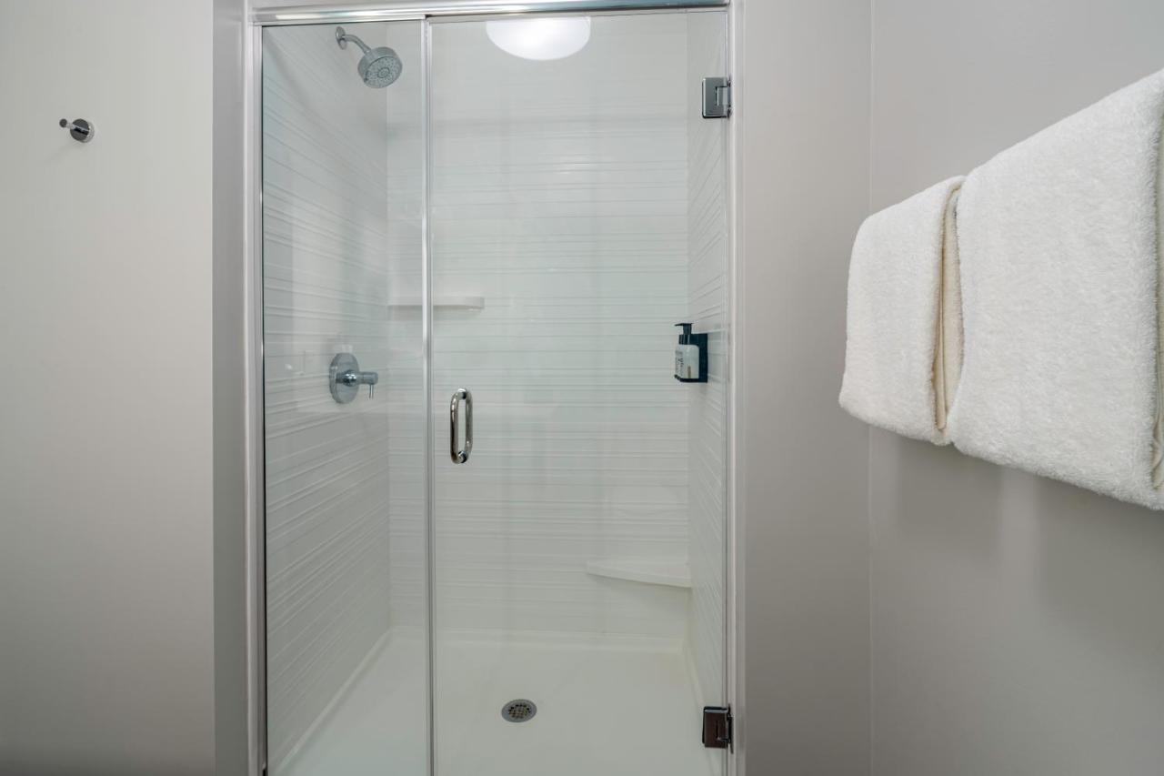 Avid Hotels Milwaukee West - Waukesha By Ihg Pewaukee Luaran gambar